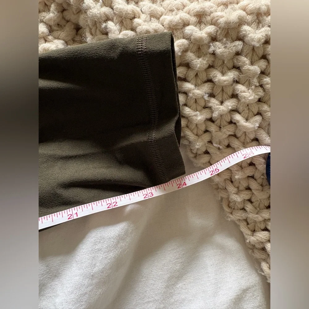 Lululemon Leggings - Picture 7 of 7